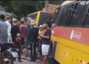 ‘Amostradinho’ faz manobra em moto e ocasiona dois acid3ntes no Valparaíso; vídeo