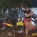 Vídeo: No Coroado, mulher fica revoltada ao ter moto apreendida e sobe no caminhão guincho do Detran