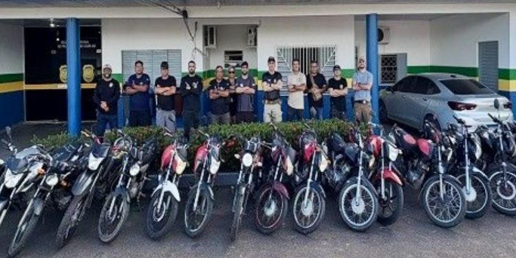 Polícia recupera 24 motos r0ubadas que seriam vendidas em Coari