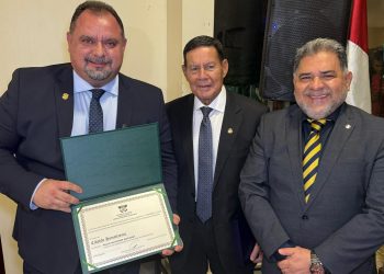 Delegado Paulo Mavignier recebe título de Cidadão Humaitaense por atuação na segurança pública