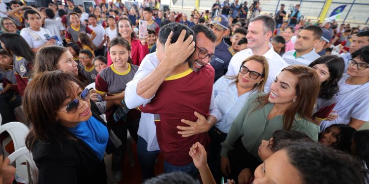 Governador Wilson Lima lança o Programa Estadual das Escolas Cívico-Militares