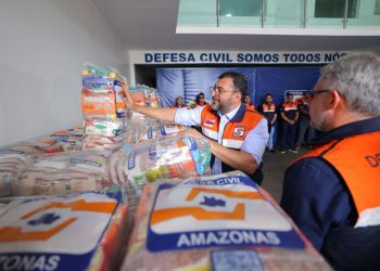 Operação Cheia 2025: Governador Wilson Lima vistoria envio de 50 toneladas de ajuda humanitária para Borba e Novo Aripuanã