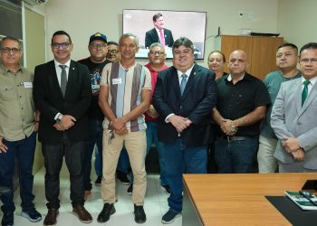 Presidente David Reis e vereadores dialogam com Sindicato dos Vigilantes e agendam Tribuna Popular para categoria