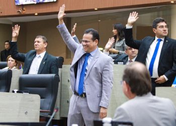 CMM avança com Projeto de Lei de cotas raciais em concursos públicos e delibera LDO para 2026