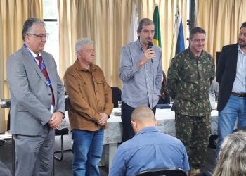 Projetos da UEA são homenageados pela Delegacia da Receita Federal em Varginha durante cerimônia