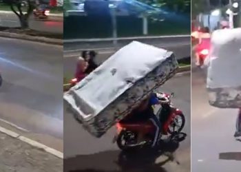 Vídeo: homem equilibra colchão de casal na cabeça em cima de moto no interior do Amazonas