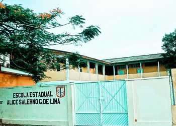 Garoto de 15 anos é apreendido após e$faquear colega dentro da escola Alice Salerno, em Manaus