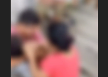 Vídeo: Família se des3sp3ra ao ver c0rpo do filho de 7 anos que teria sido pego por jacaré no interior do AM