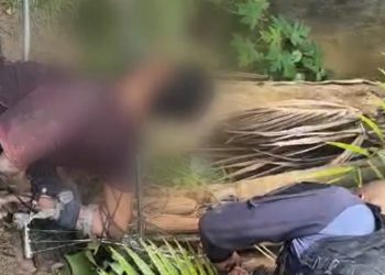 Vídeo: após levar p0rrada, suspeito de roub0 agradece a Deus ao ver policial em Manaus