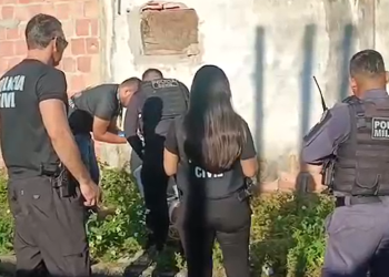 Vídeo: Jovem é encontrado m0rt0 com t1r0s na cabeça em rua no bairro Monte Sião