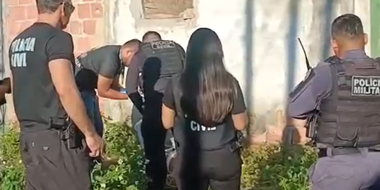 Vídeo: Jovem é encontrado m0rt0 com t1r0s na cabeça em rua no bairro Monte Sião