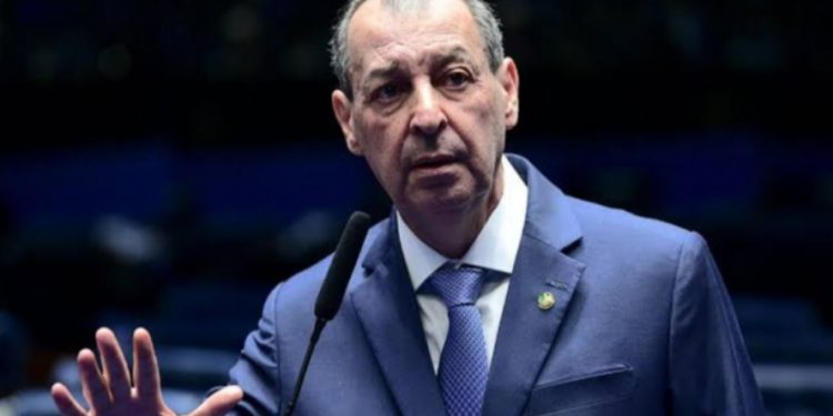 Omar Aziz lidera pesquisa de intenção de votos para o Governo do Amazonas