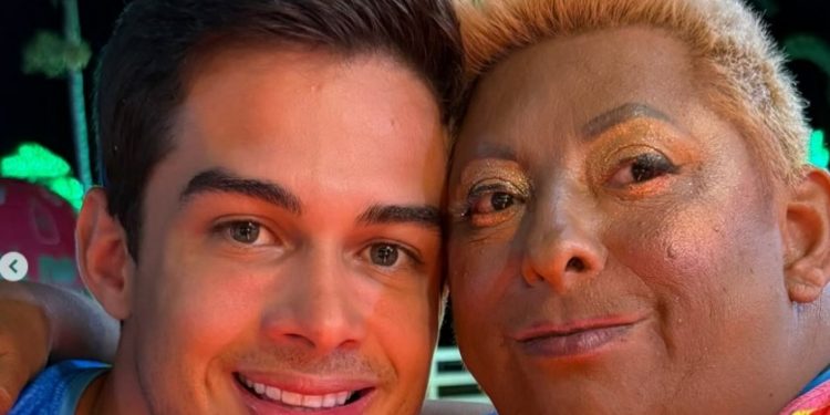 Vídeo: Patixa pergunta a João Pedro: ‘se eu colocar um periquit0 tu me pega?’ 