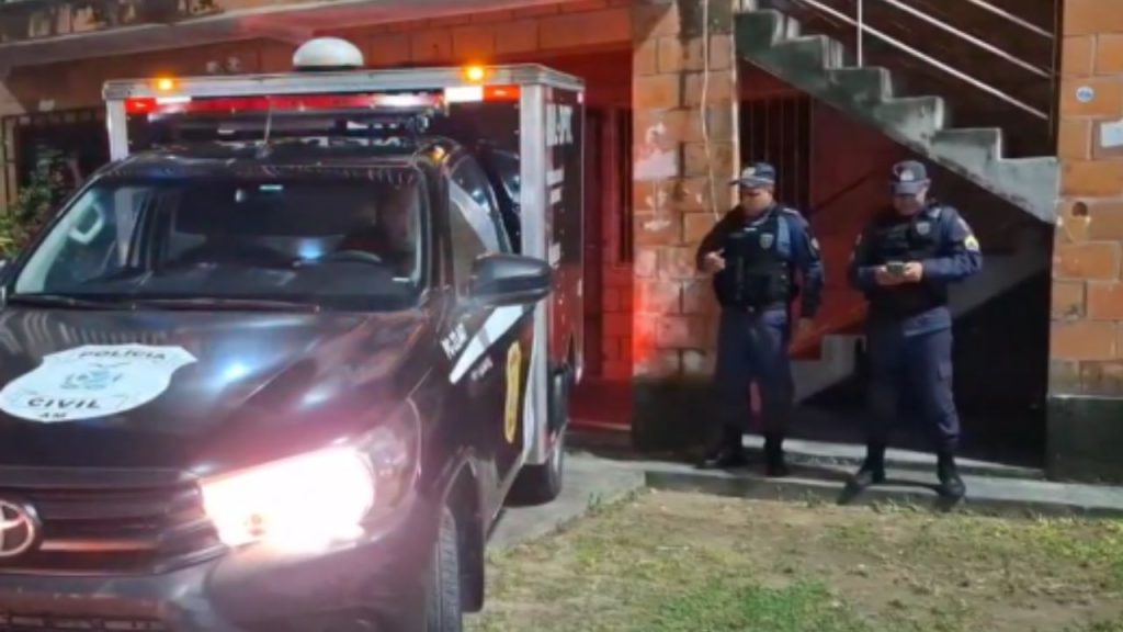 Jovem é m0rt0 com tir0s na cabeça no Morro da Liberdade na frente da irmã