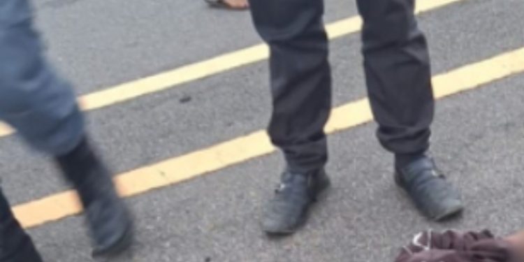 Veja: Jovens m0rr3m após colidirem moto com carro na AM-070