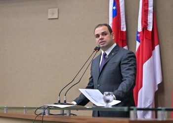 Concurso público da Aleam avança e presidente Roberto Cidade anuncia bancas em análise para realização do certame