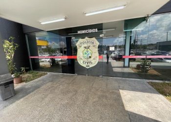 Filho é pr3s0 após ficar 24h com o c0rpo da mãe já se decompondo em casa no São José