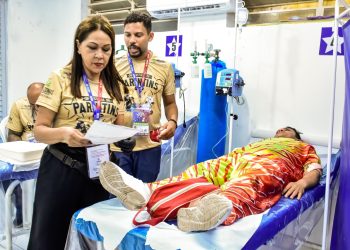 Mais de 2,8 mil pessoas precisaram de atendimento na primeira noite de Festival em Parintins