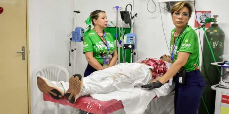 SES registra mais de 12,9 mil atendimentos de saúde em quatro dias de apresentações no Bumbódromo