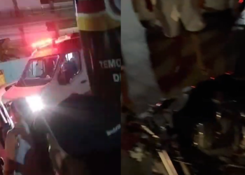Vídeo: Duas pessoas ficam f3ridas após c0lisão em rua com baixa visibilidade em Manaus