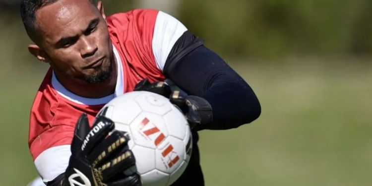 Goleiro Bruno é contratado por time amador e vira deboche: ‘bom jogador para o mata-mata’