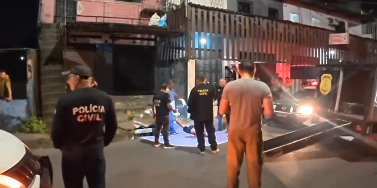 Idoso de 64 anos é ex3cutad0 por dupla em motocicleta no meio de rua na Zona Norte de Manaus