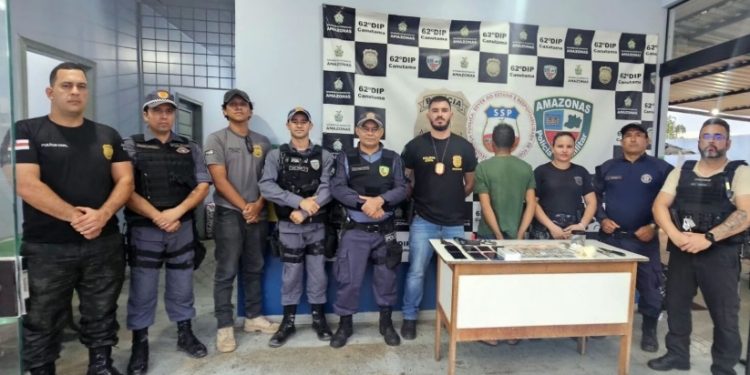Traficante “pão com ovo” é preso no Amazonas trocando dr0ga por cartões do Bolsa Família