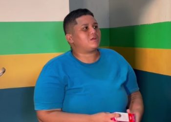 Integrante da ‘Tropa das Moranguetes’, foragida do Pará decide se entregar na delegacia em Manaus