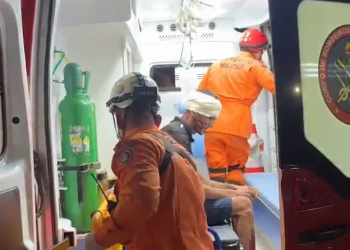 Após ac1dente quase acontecer, motorista de app é agr3dido e r0ubad0 em Manaus