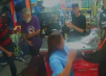 Vídeo: Dupla j0ga mulher no chão durante assalt0 a mercadinho no conjunto Hileia