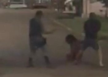 Vídeo: homem que  fur0u cabeça, braço e costas de policial leva tir0 e m0rre no Amazonas