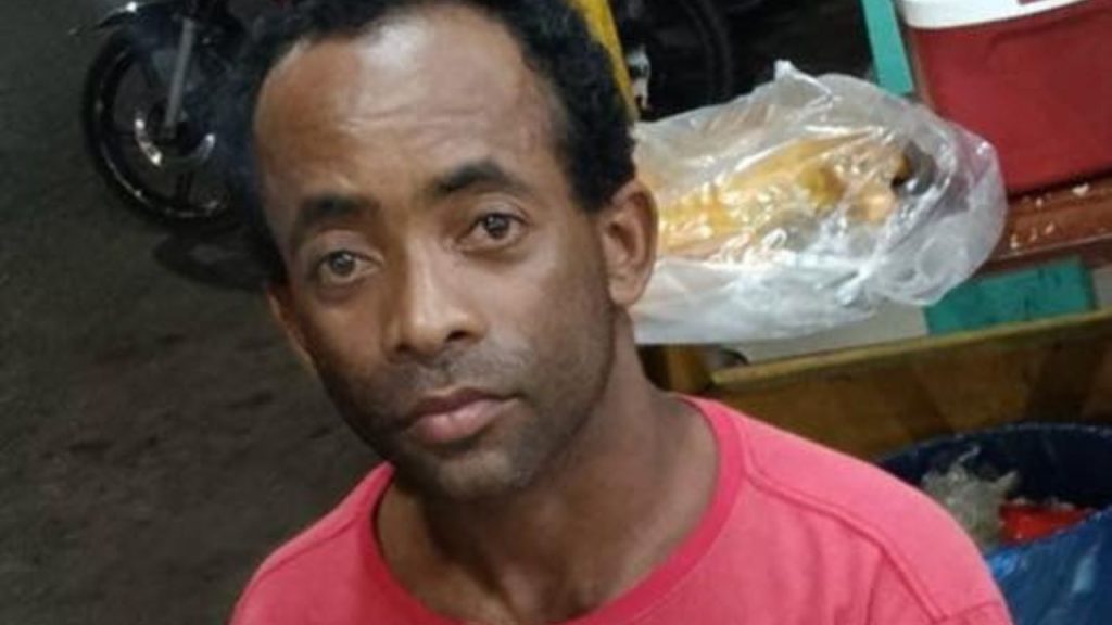 Após discussão com rival, homem é esfaque4d0 no tórax e m0rr3 em Itacoatiara
