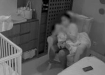 Vídeo: Pais denunciam babá após flagrá-la em câmera dopando bebê de 11 meses