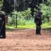 Granada é encontrada por policiais em área de mata no bairro Tarumã