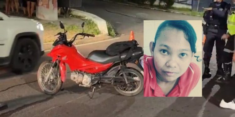 Após sair do trabalho, mulher m0rr3 após moto c0lidir com carro em avenida de Manaus