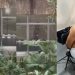 Vídeo: Homem tenta fugir do Fórum Henoch Reis ao descobrir mandado de prisão em seu nome