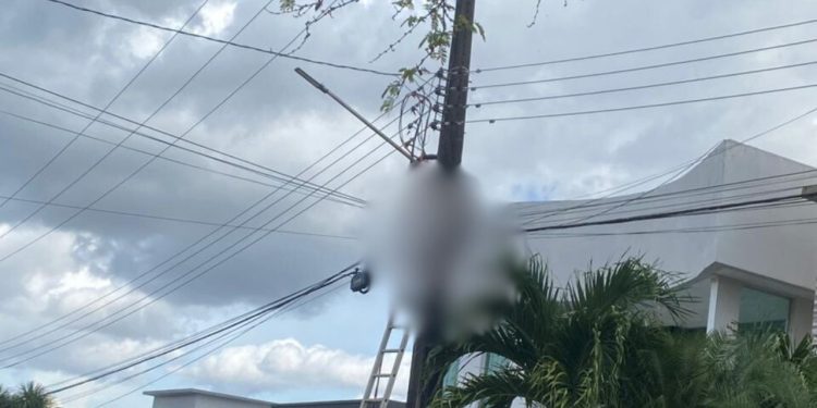 No Condomínio Residencial Tapajós, homem m0rr3 eletrocut4do e fica preso em poste