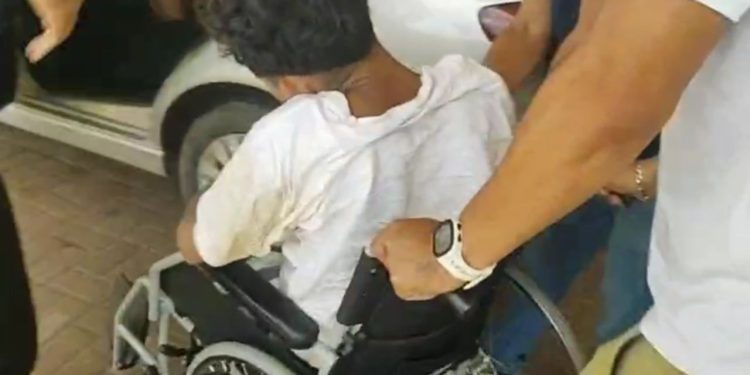 Vídeo: Homem conhecido como 'Fonfon' é agred1d0 por abus4r de menina de 12 anos no Amazonas