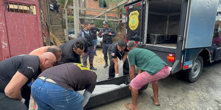 Veja: Industriário é encontrado m0rt0 em casa após beber com amigos em Manaus