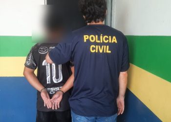 Jovem é pr3s0 pelo estupr0 cometido na ad0lescênc1a contra filho de 2 anos da companheira