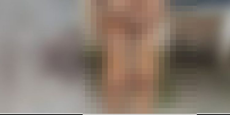 Vídeo forte: c0rpo de mulher é pendurado entre túmulos no cemitério
