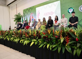 Após quase 40 anos, Reunião da Associação Brasileira de Ensino Odontológico retorna à região Norte, com apoio da UEA