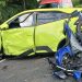 Vídeo: Motociclista fica em estado grave após ser ac3rtado por carro elétrico na Zona Leste