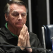 PF cumpre mandados na casa de Jair Bolsonaro, que usará tornozeleira