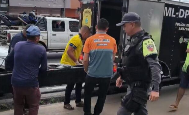 Pintor m0rr3 eletr0cutado enquanto pintava fachada de loja na Zona Leste de Manaus