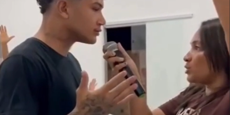 Vídeo: Horas após se converter na igreja, jovem é ex3cutado com vários t1r0s em casa