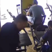 Vídeo mostra l@lau na tranquilidade furtand0 celular em restaurante de Manaus; veja