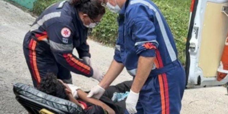 Chefe do tráfic0 manda dar tir0s nas mãos de suspeit0 de furt0s em Manaus