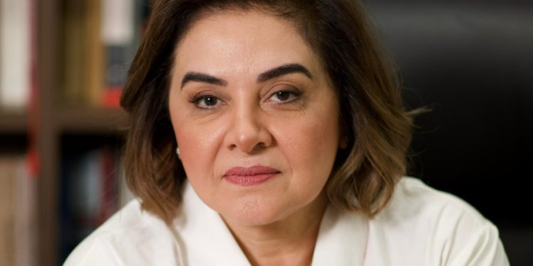 Maria do Carmo rebate ataques e dispara: ‘é preciso acabar com essa politicagem nojenta e perversa’