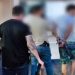 Polícia acaba com ‘disk-dr0ga’ do ‘Pé de Bicho’ ao prendê-lo com semiautomática em Manaus